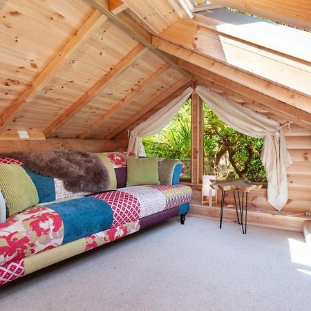 Porthole Log Cabin Minehead Exteriér fotografie
