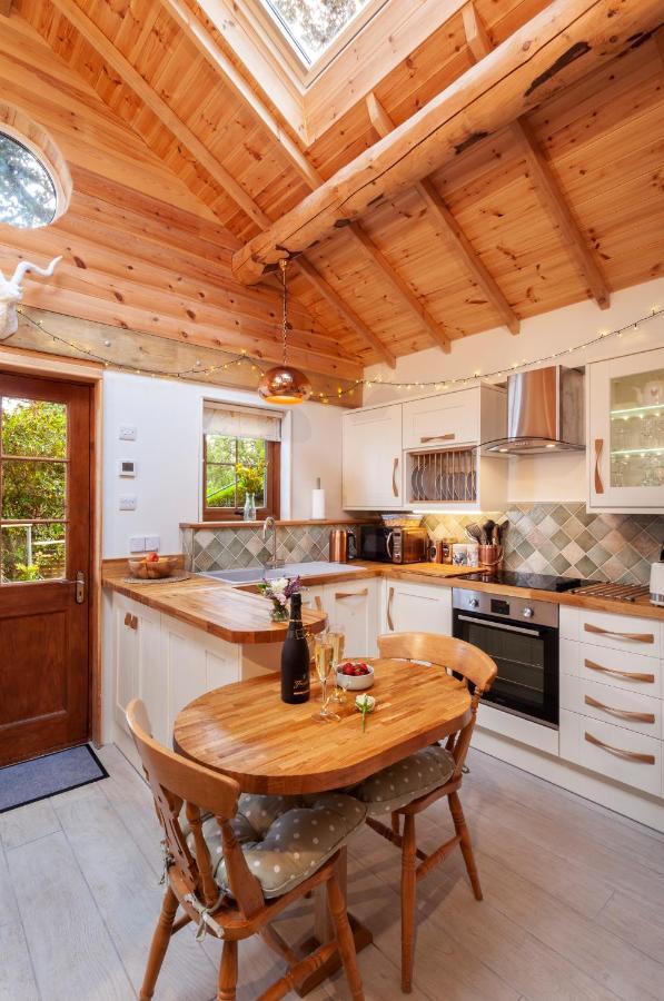 Porthole Log Cabin Minehead Exteriér fotografie
